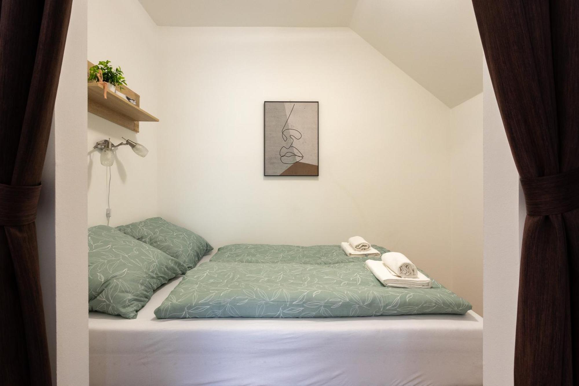 Apartment Six Corners - Bright Corner *